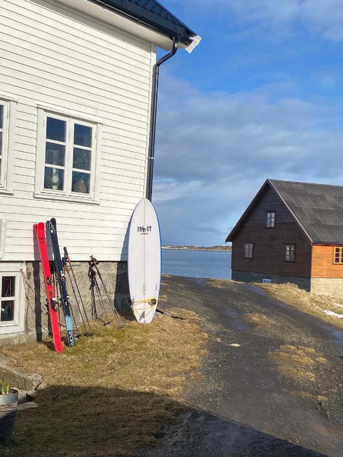 Villa Borgvag - A Unique Seafront Villa In The Heart Of Lofoten Bostad Esterno foto