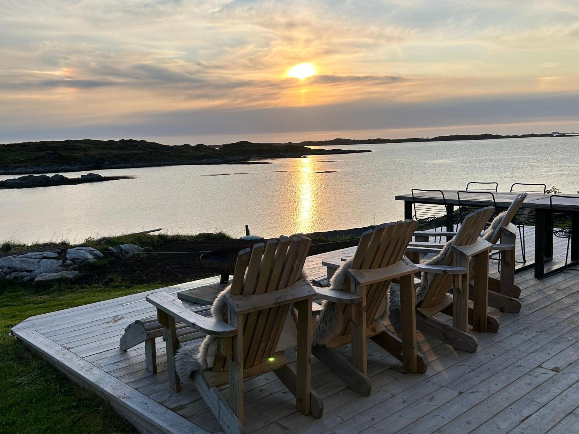 Villa Borgvag - A Unique Seafront Villa In The Heart Of Lofoten Bostad Esterno foto